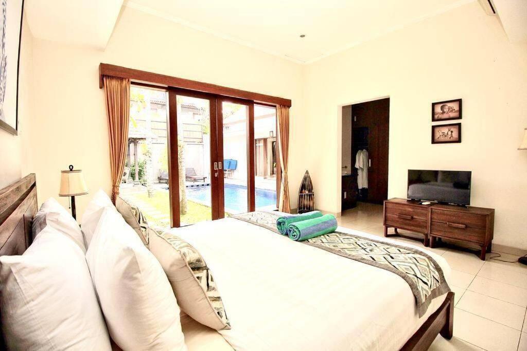 Villa Akmali Berawa - 3 Bedrooms Canggu  Exterior photo